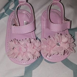 Baby sandals size 3. 6-9 months